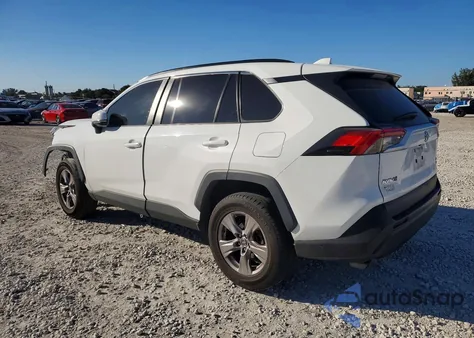 2022 Toyota Rav4 Xle from USA, damaged, VIN 2T3P1RFV5NC286368